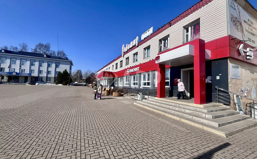 Аренда помещения, Центральная площадь с.Завьялово, 1 линия, 314м² фото