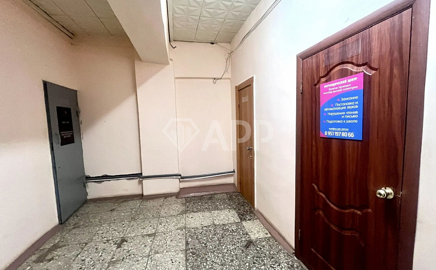 Аренда помещения, Центральная площадь с.Завьялово, 1 линия, 314м² фото