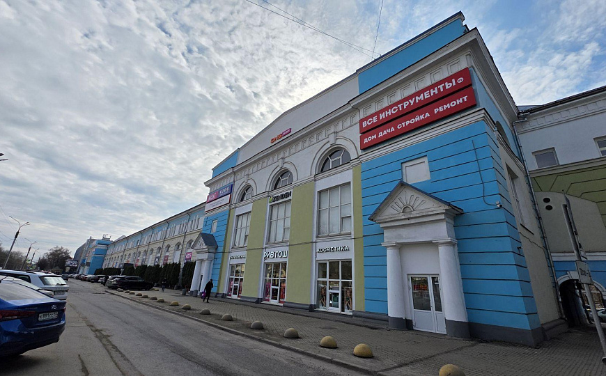 Сдам торговое помещение, 548 м² фото