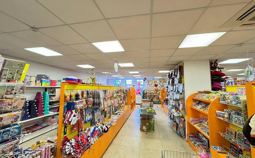 Аренда 200  м на трафике фото