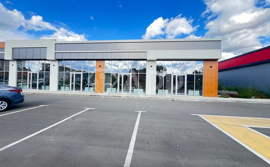 Сдам помещение свободного назначения, 286 м² фото
