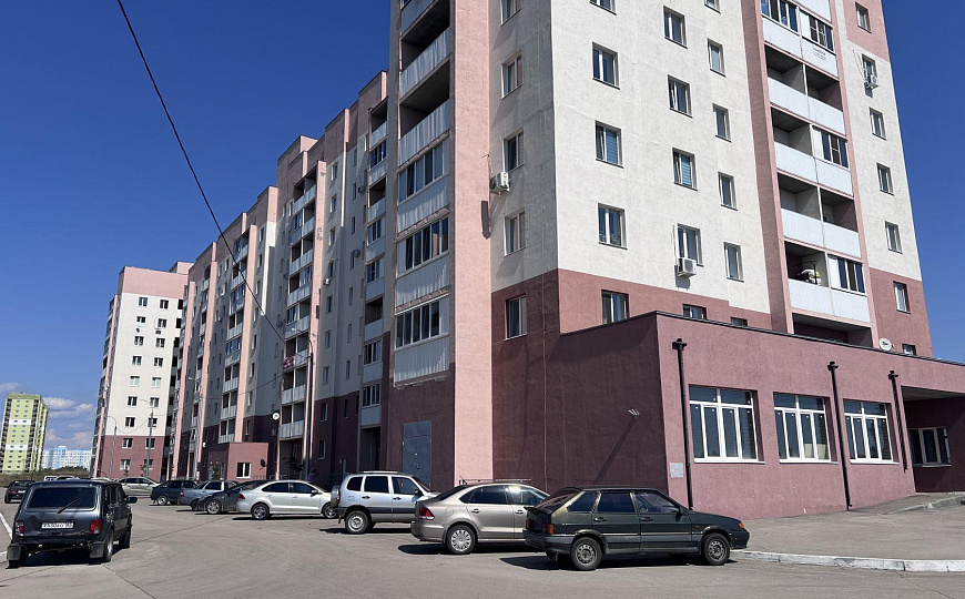 Торговое помещение 655м2 в Новом ЖК Волгарь фото