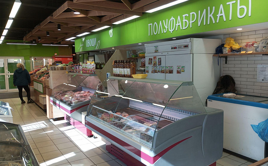 Торговая площадь на Экорынке ул.Холмогорова фото