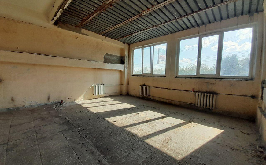 Отдельно стоящее здание, 2300 м2 фото