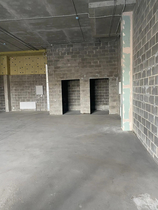 Сдам торговое помещение, 209 м² фото