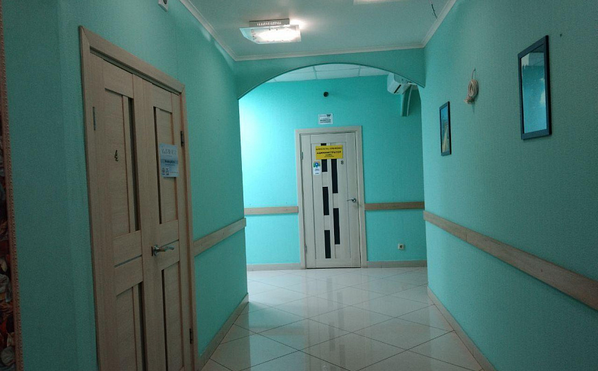  Помещение с арендаторами фото