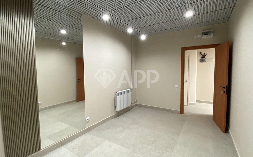 Новый офис с мокрой точкой фото