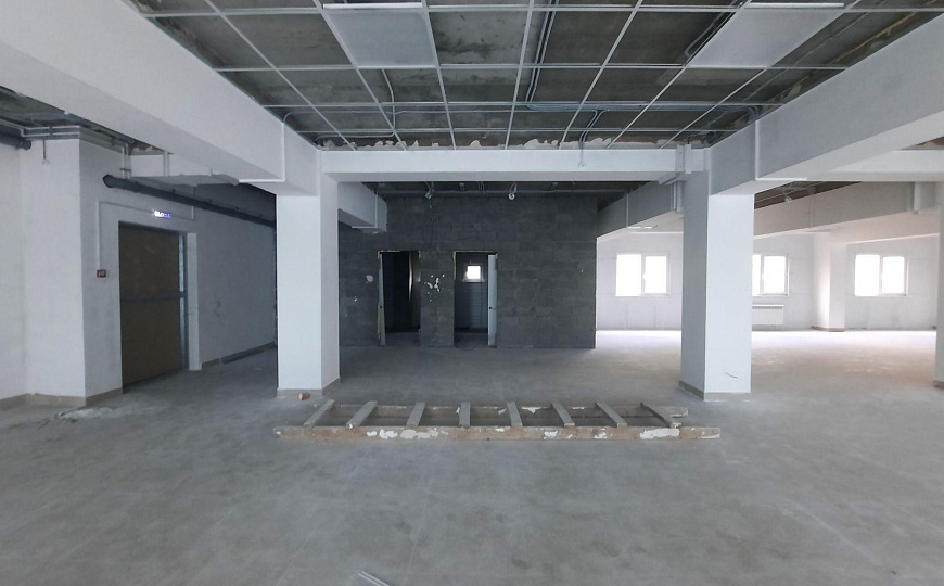 Продам отдельно стоящее здание, 2 000 м² фото