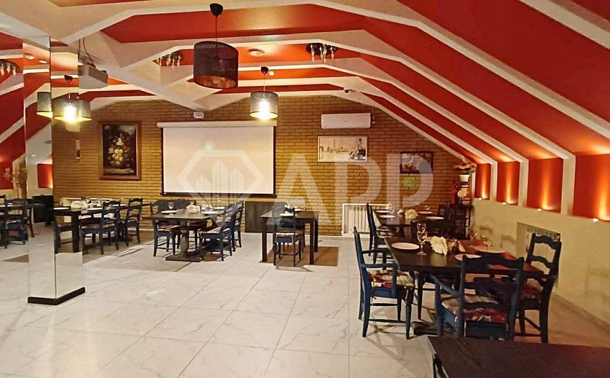Здание 419м2  в аренду.   фото