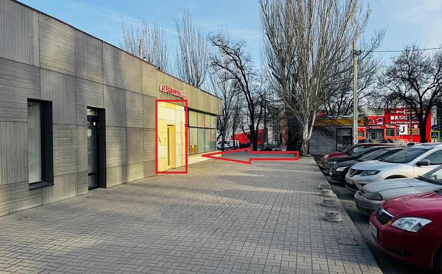 Площадь в торговом комплексе, отд. вход 39 м² фото