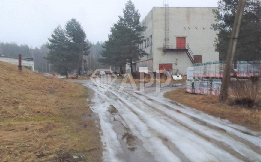 Продам производственное помещение, 1 500 м² фото