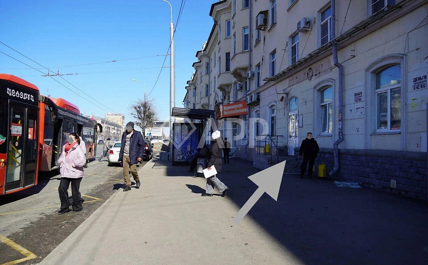 Торговое помещение (55 м²) с высоким трафиком в аренду фото