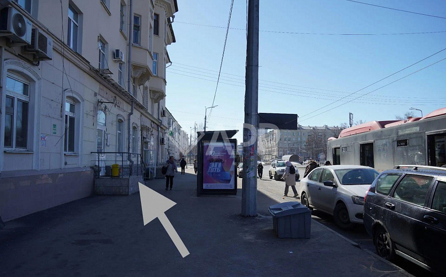 Торговое помещение (55 м²) с высоким трафиком в аренду фото