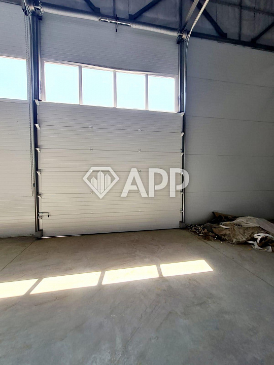 Сдам складское помещение, 414 м² фото