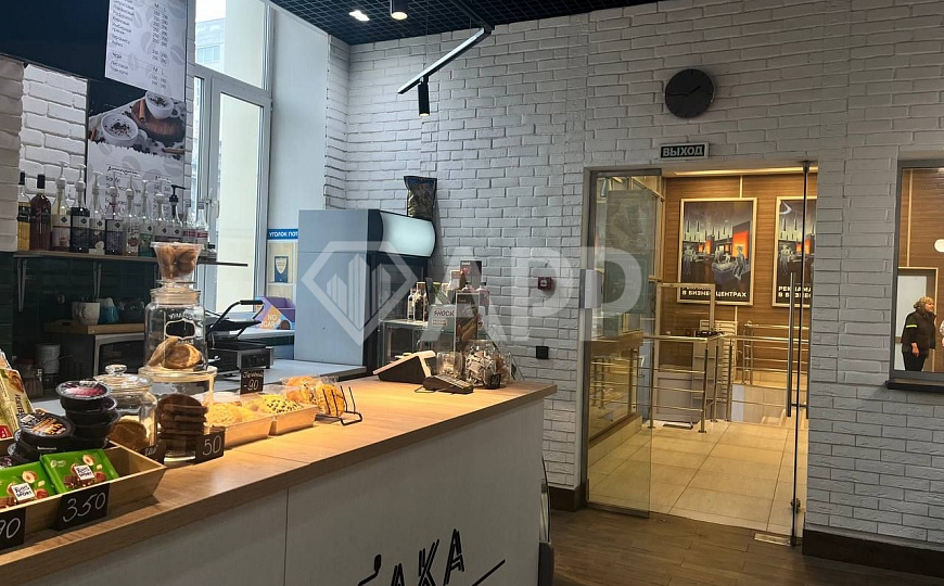 Фудзона в массивном бизнес центре фото