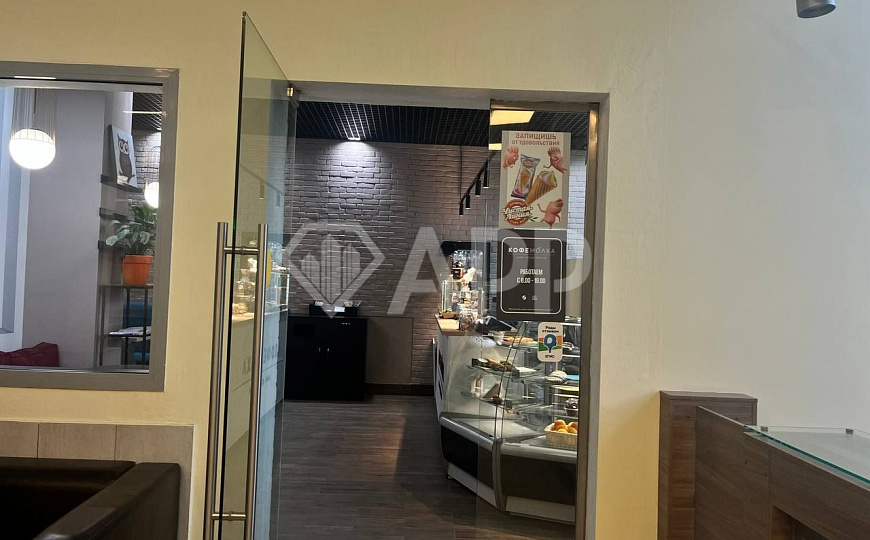 Фудзона в массивном бизнес центре фото