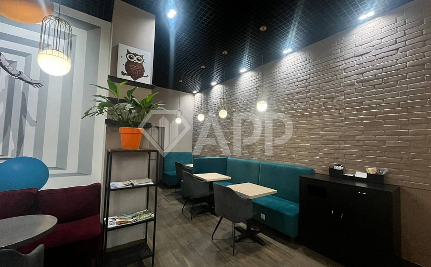 Фудзона в массивном бизнес центре фото