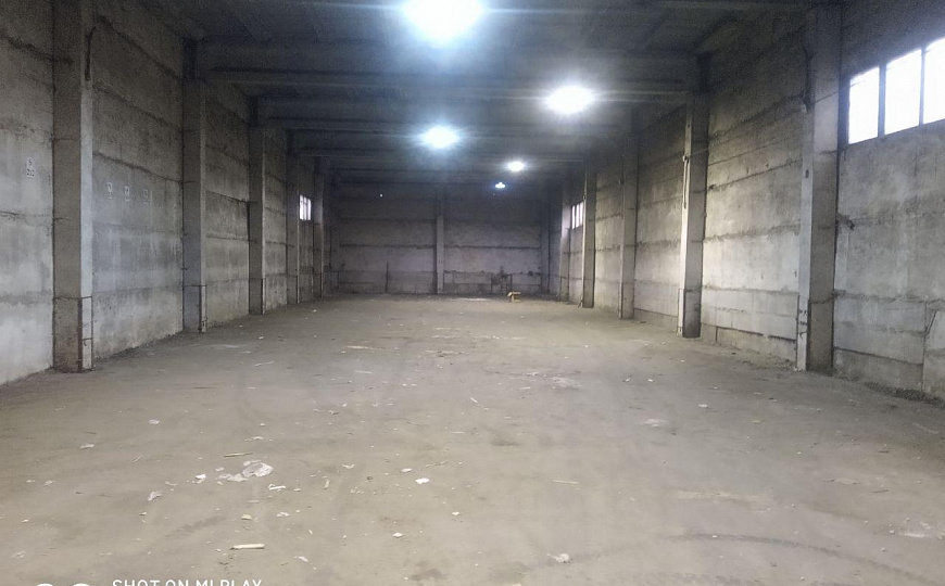 Сдам склад 350 м² на охраняемой территории. Высота ворот 4,5 м, 6 км от МКАД фото