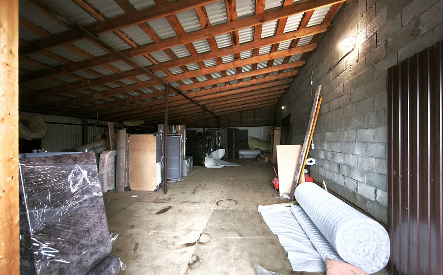 Продам отдельно стоящее здание, 920 м² фото