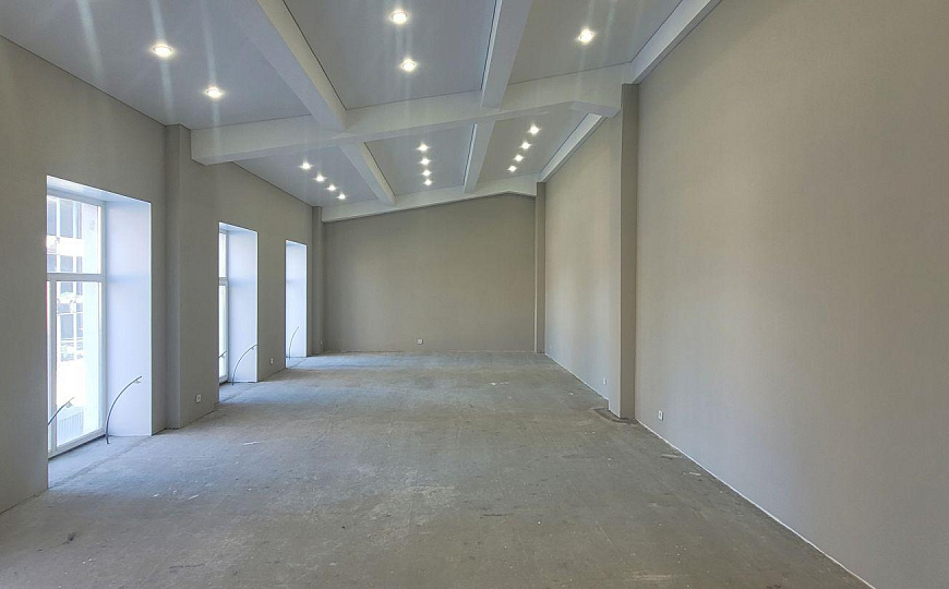 Набережная 170 м² фото