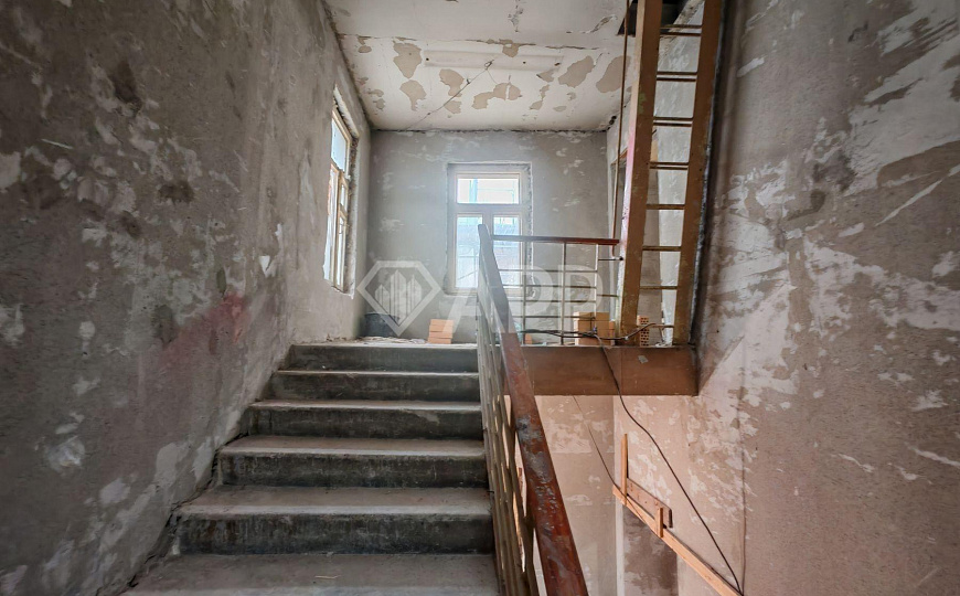 Продам здание на Таганке с парковкой фото