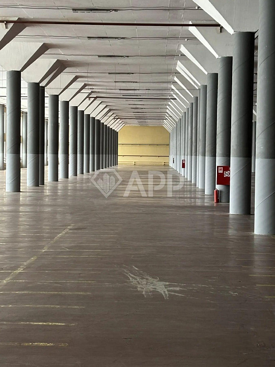 Сдам складское помещение, 9 000 м² фото