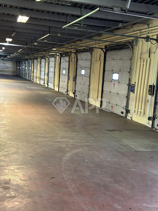 Сдам складское помещение, 9 000 м² фото