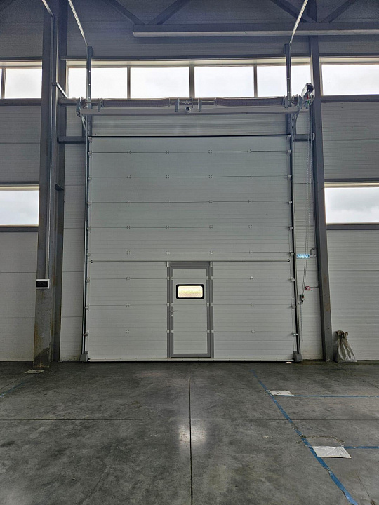 Сдается бокс 2 880 м² фото