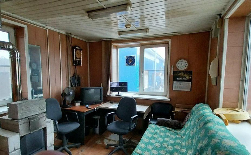 База (производство, склад, офис). Земля 1,5 Га фото