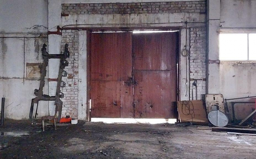 База (производство, склад, офис). Земля 1,5 Га фото