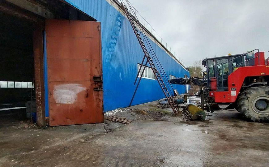 База (производство, склад, офис). Земля 1,5 Га фото