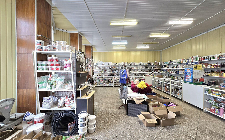 Продам торговое помещение 594,6 м² фото