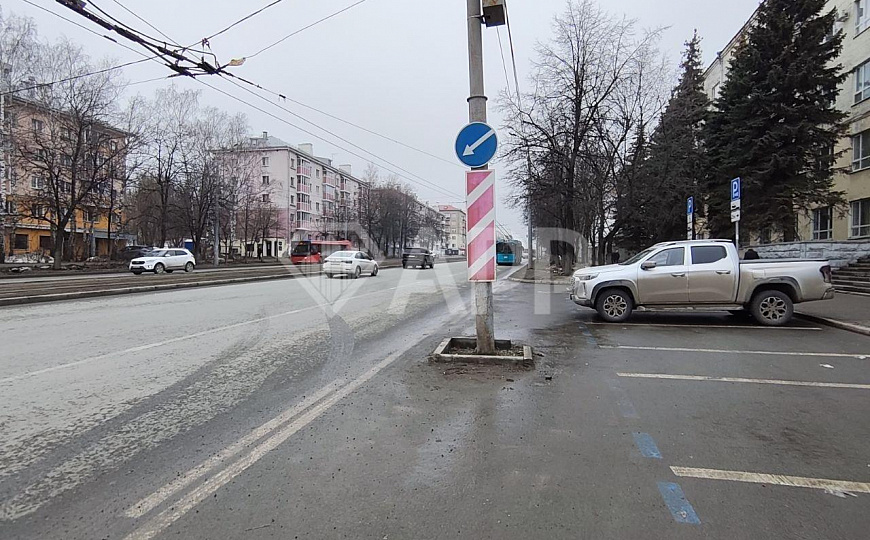 Сдаю 237м² , удобная локация! фото