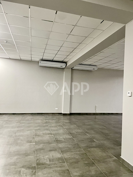 Здание на Красной поляне 713 м² фото