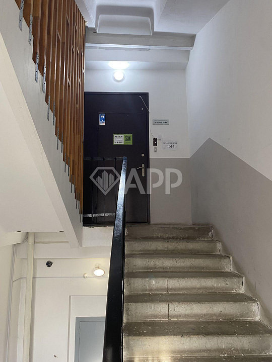 Стильный офис с парковкой в аренду фото