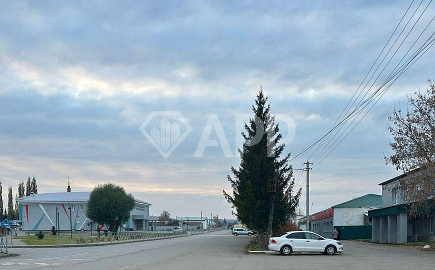 Здание в аренду в проходном месте фото