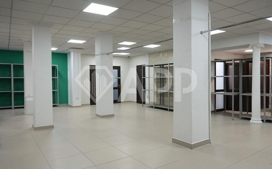Сдам помещение свободного назначения, 213 м² фото