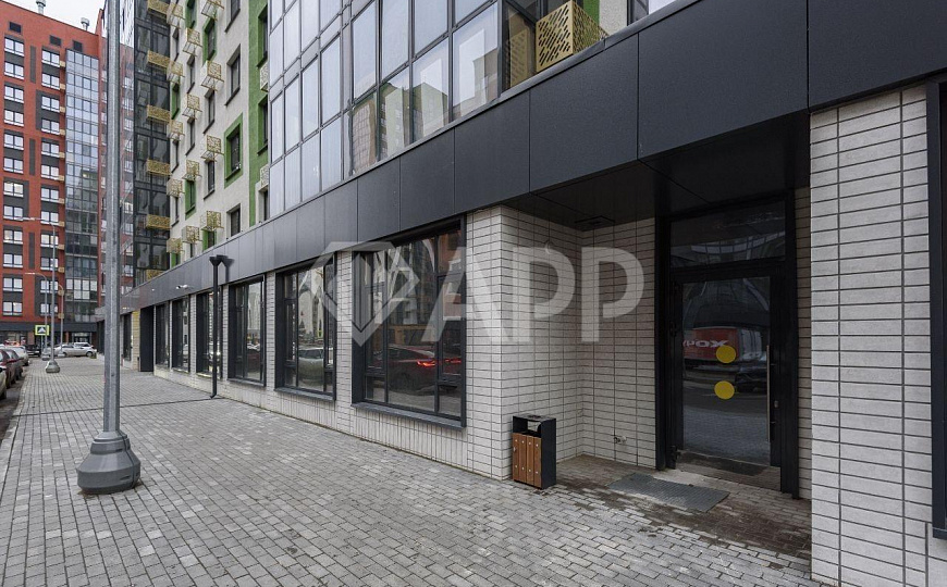 Сдаю 269 м² с ремонтом! фото