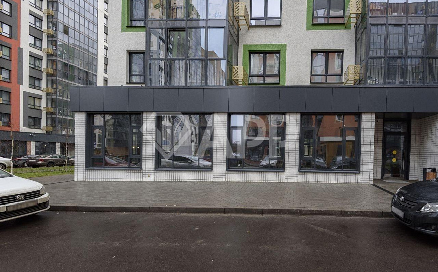 Сдаю 269 м² с ремонтом! фото