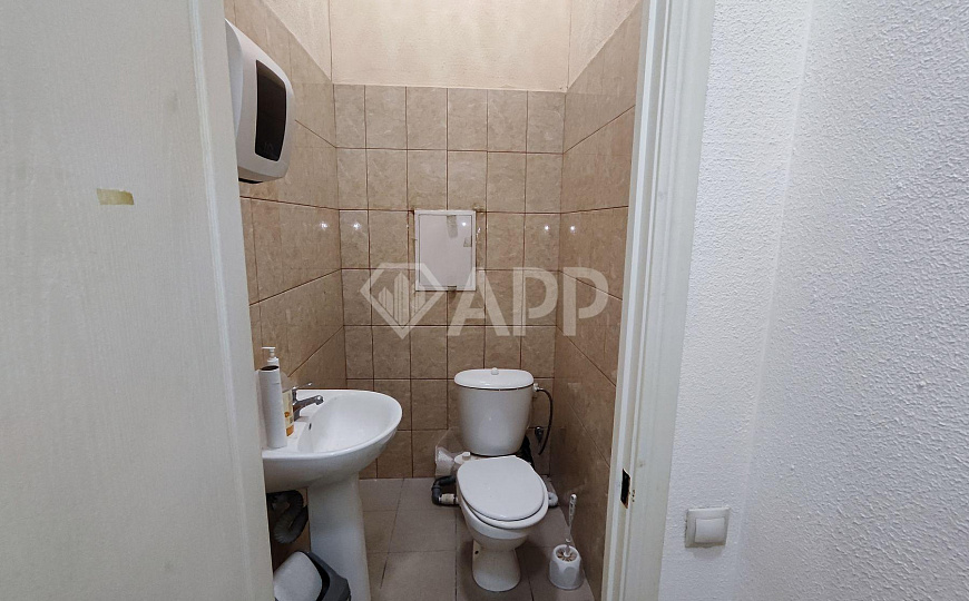 Сдаю с ремонтом 115 м² спорт магазин бьюти офис фото