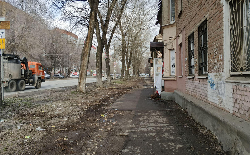 Торговое помещение 37,5 м² на 1 линии фото