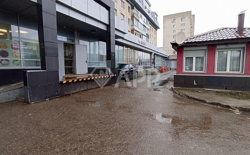 Помещение 150 м² с двумя входами под любой вид деятельности фото