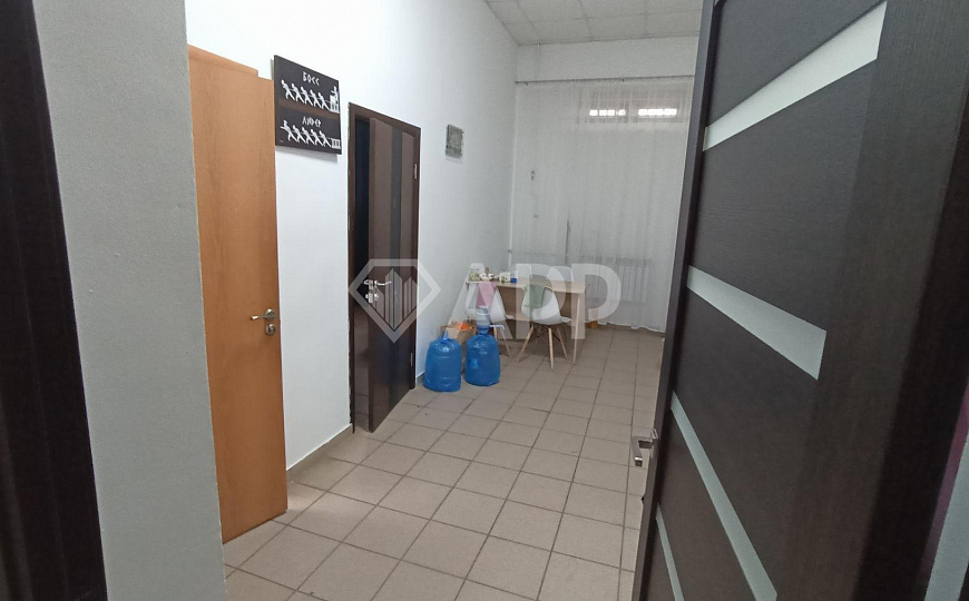 Помещение 150 м² с двумя входами под любой вид деятельности фото
