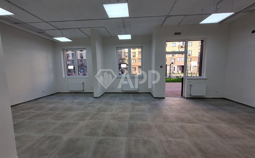 Продаю 1 этаж с ремонтом 51,5 м² фото
