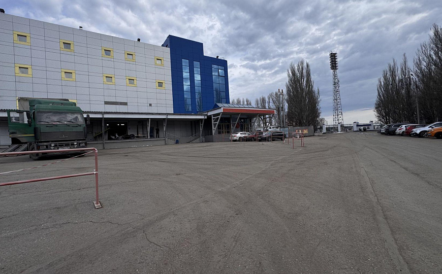 Торговая площадь в аренду фото