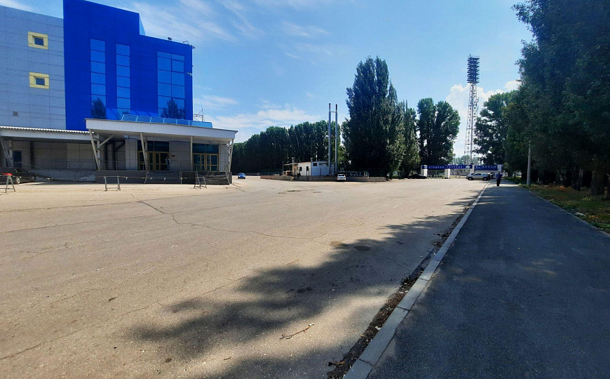Сдам отдельно стоящее здание, 2 600 м² фото