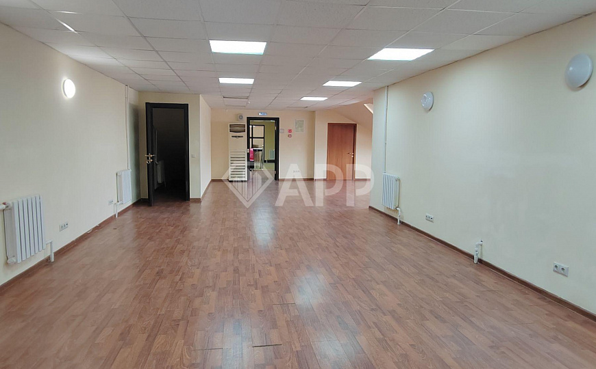 Сдам офисное помещение, 70 м² фото