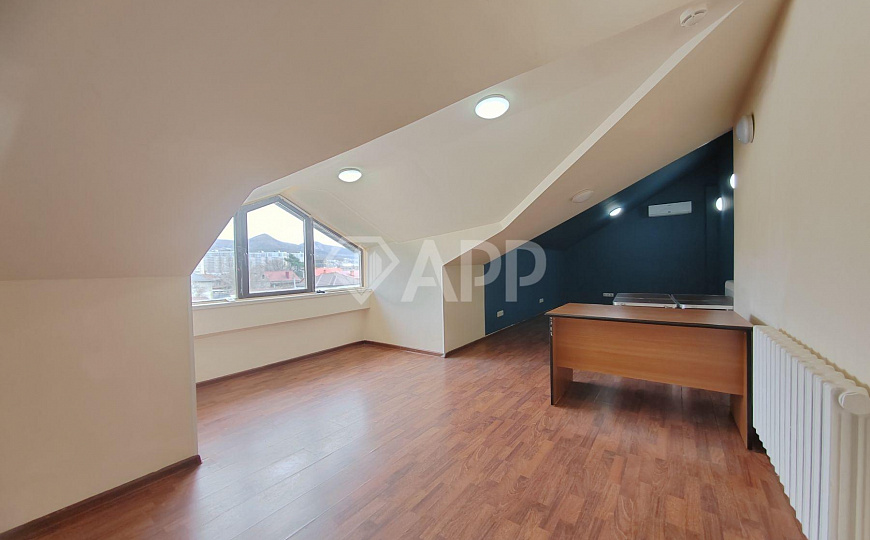 Сдам офисное помещение, 70 м² фото