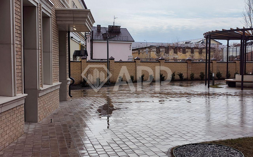 Сдаю 320м² в центре! фото