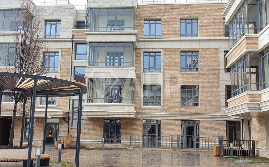 Сдаю 320м² в центре! фото